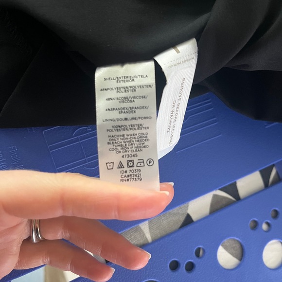 Ann Taylor Black Boatneck Sheath Dress Sz 4 Half Sleeves - Picture 8 of 8